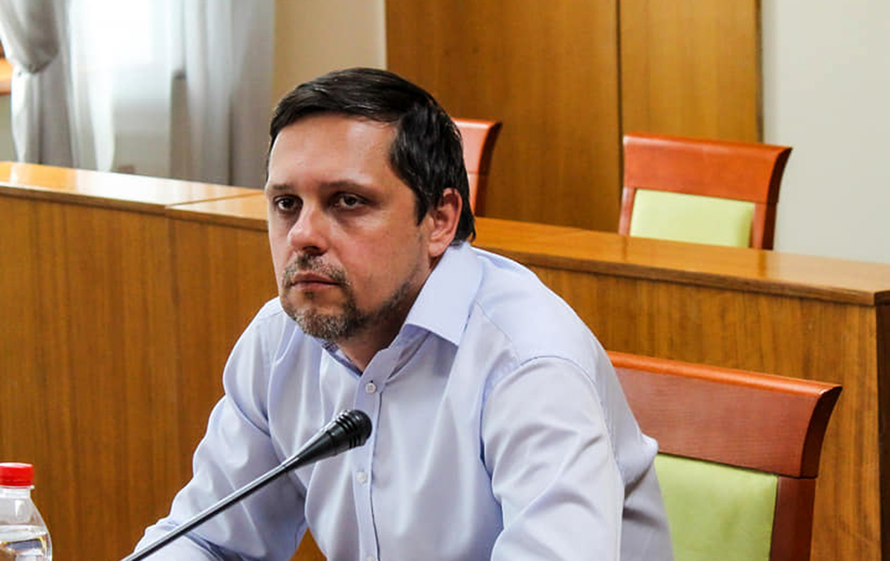 Экс-чиновника Одесской ОВА подозревают в хищении средств на строительстве поселковых больниц